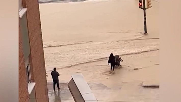 La hora de La 1 - Director general de emergencias de la Región de Murcia: "Ayer rescatamos a un vehículo dos veces"