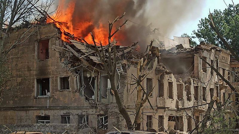 Rusia bombardea un hospital militar en Dnipro