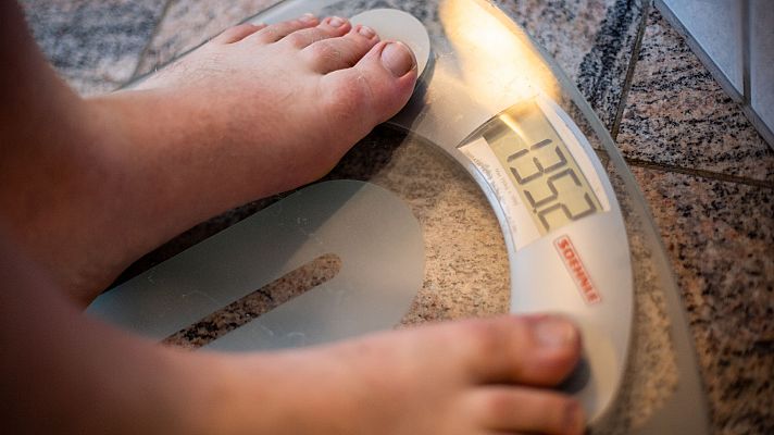 Telediario Fin de Semana - Nueva York prohibe por ley la discriminación por peso y estatura