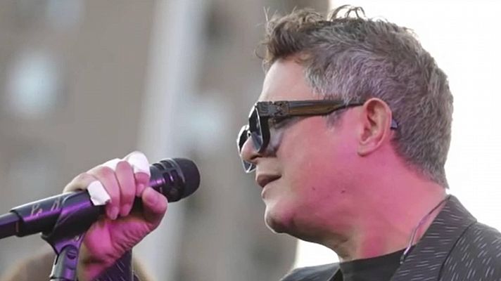 Telediario Fin de Semana - Alejandro Sanz visibiliza en Twitter la salud mental: "No estoy bien"