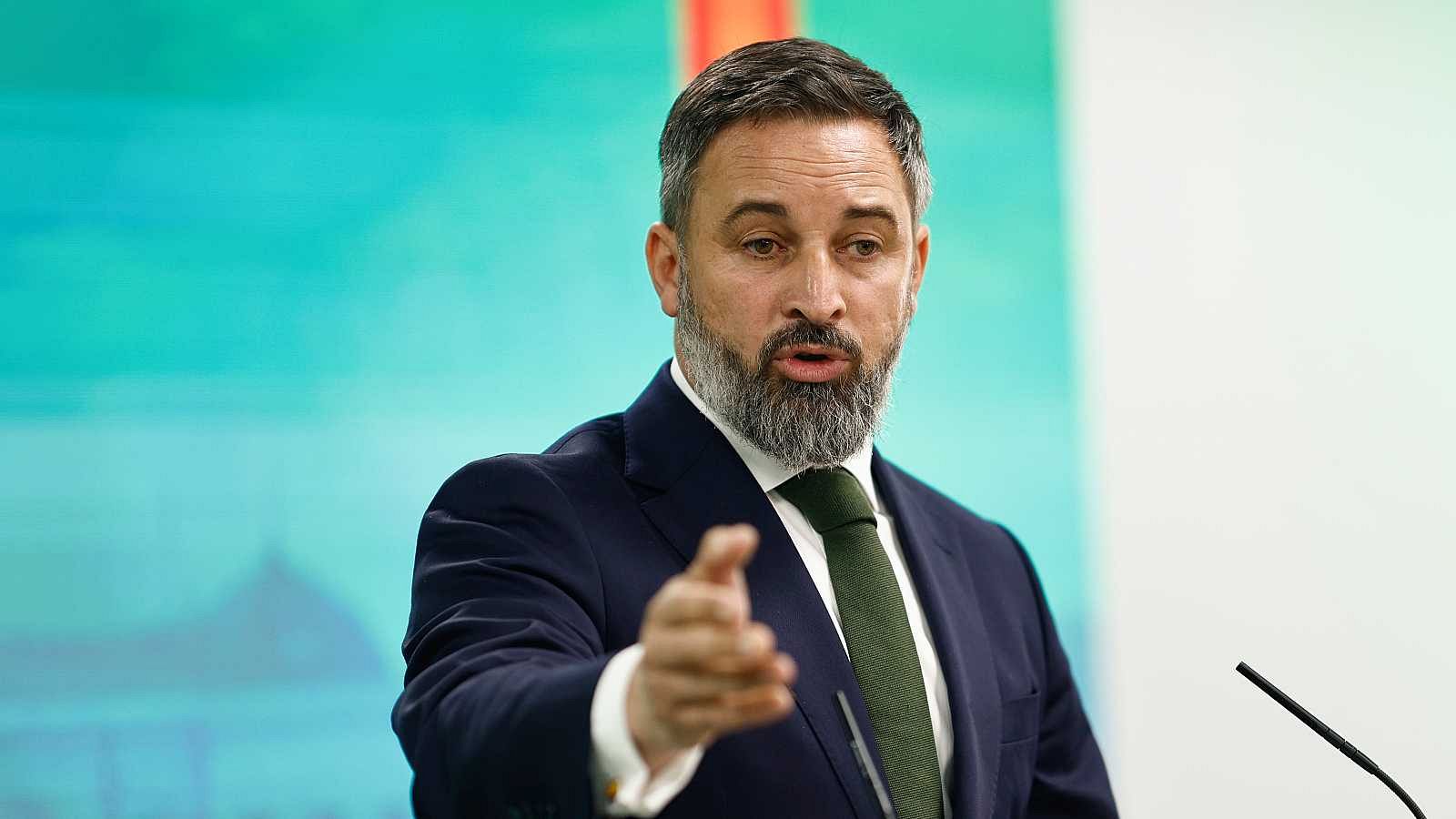 Abascal tilda de "excelente noticia" el adelanto electoral