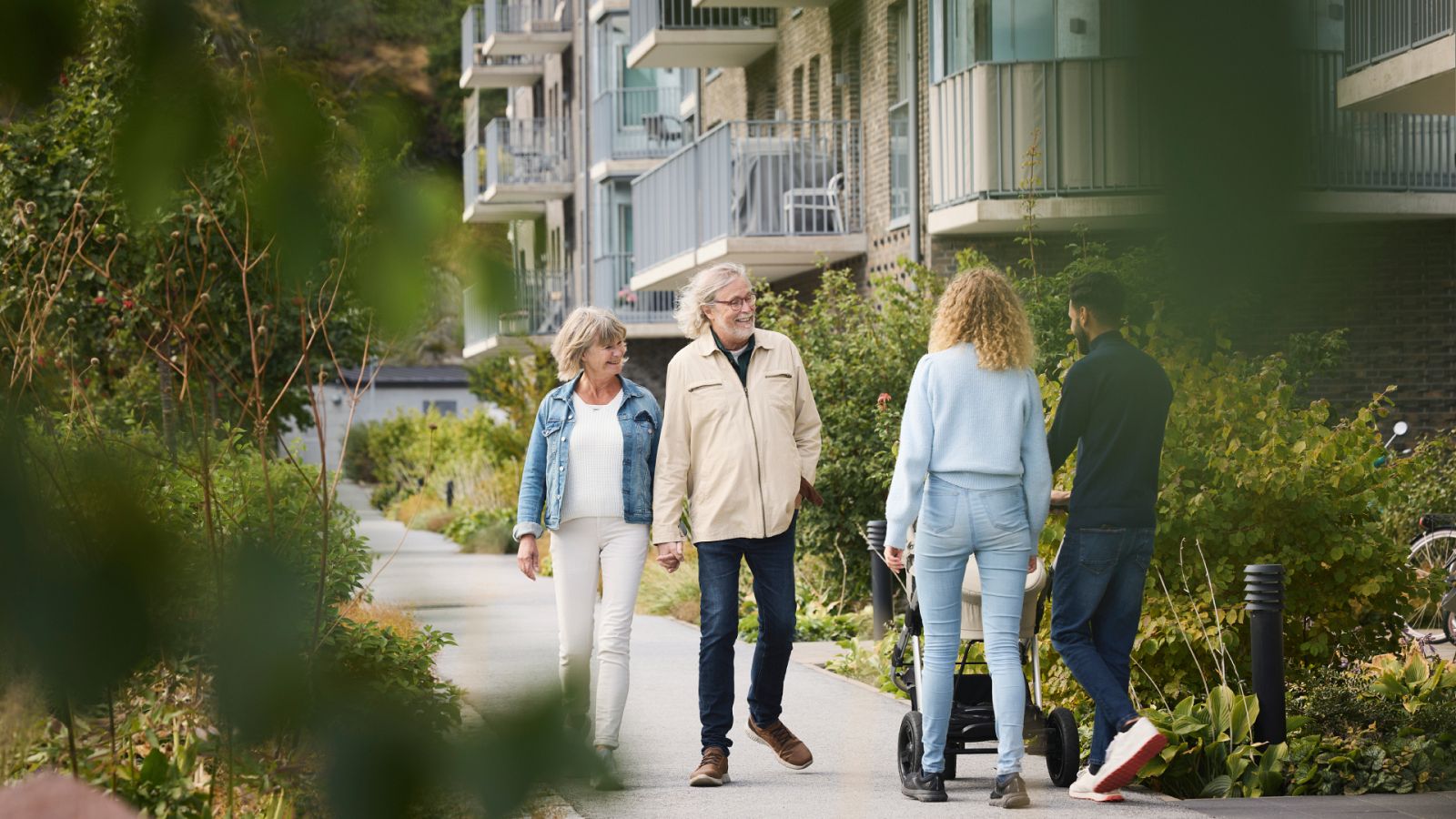 Mejor con vecinos que sin ellos | Ver