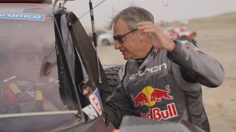 Carlos Sainz vuelve a pilotar despu�s del accidente en el Dakar -- Ver ahora