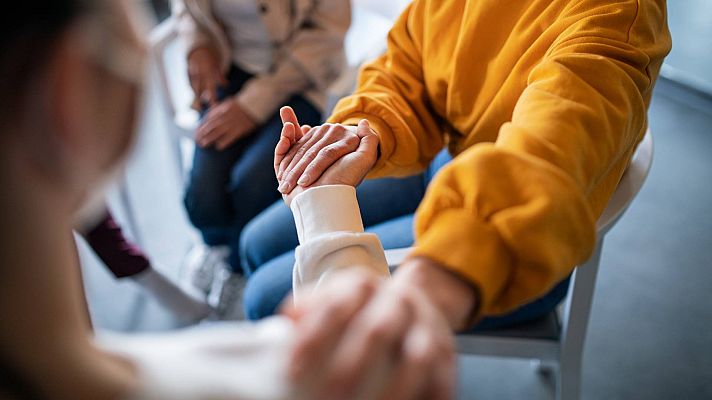 Telediario 1 - Ni dónde, ni cómo ni por qué: claves para informar sobre el suicidio