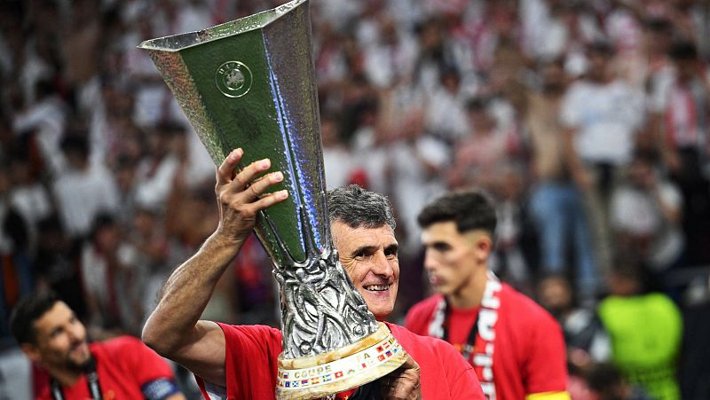 José Luis Mendilibar gana su primer gran título: la Europa League - ver ahora