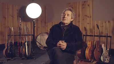 Miguel R�os, cruce de caminos