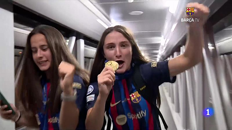Les jugadores del Barça celebren la Champions
