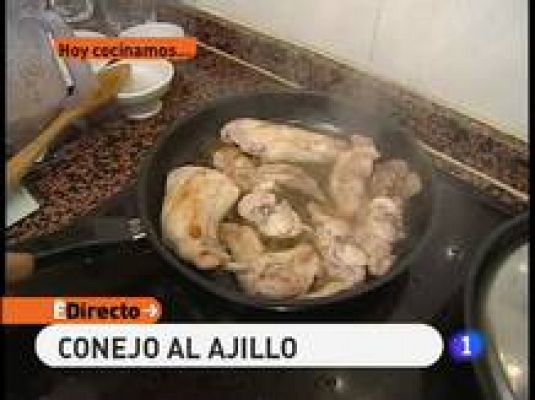 Conejo al ajillo