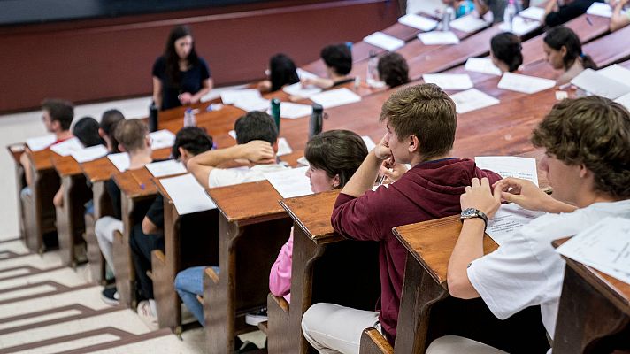 Comienzan las pruebas de la EBAU en Madrid, Murcia, Cantabria y La Rioja