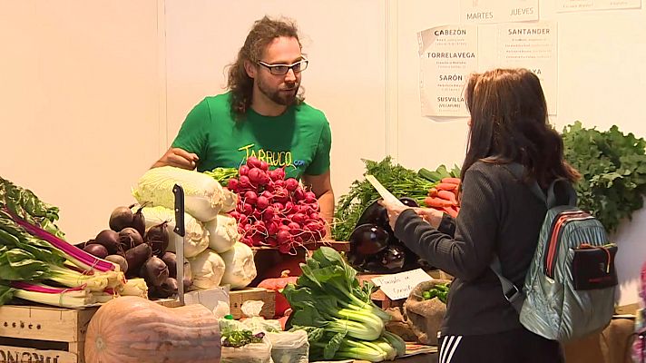 Telediario 2 - Más de la mitad de los españoles pagaría más por un producto si es sostenible