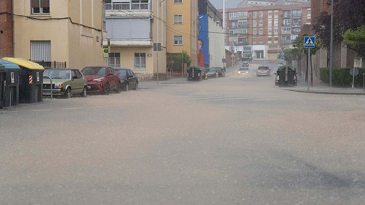 El tiempo - Óscar dejará el martes fuertes lluvias en Canarias, con tormentas en el norte peninsular