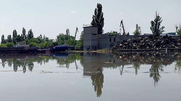 Experto en conflictos internacionales sobre la presa destruida en Ucrania: "Un accidente sería lo más improbable"
