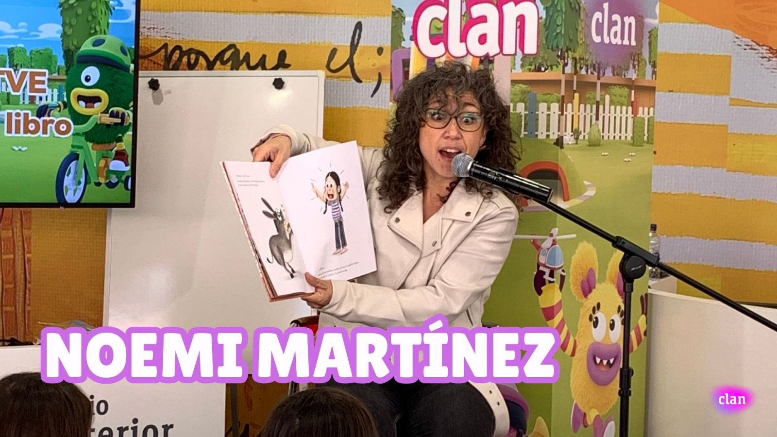 Noemi Martínez y Leticia Audibert en el "Día Clan" de la Feria del Libro. Parte 1 | Ver