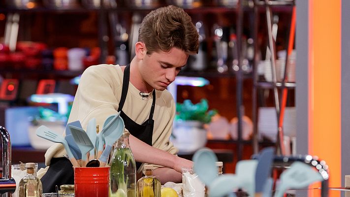 Luca superado con su plato de eliminación