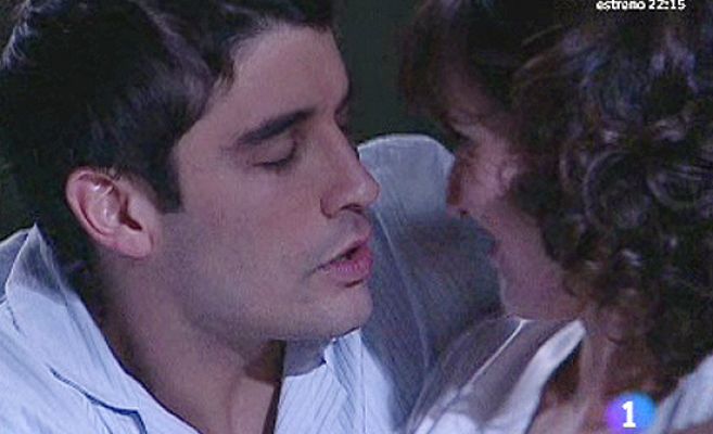 Amar en tiempos revueltos - Alfonso y Ana, por fin padres