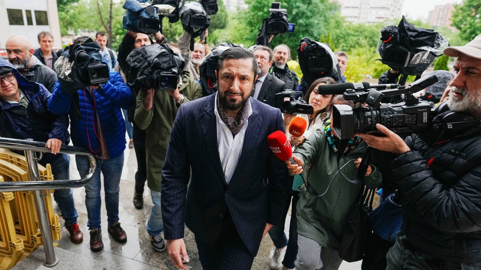 Aplazado el juicio contra Rafael Amargo tras la renuncia de su productor a un letrado 