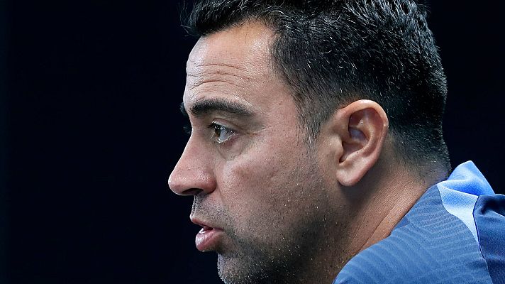 Telediario 2 - Xavi habla del frustrado regreso al Barça de su amigo Messi