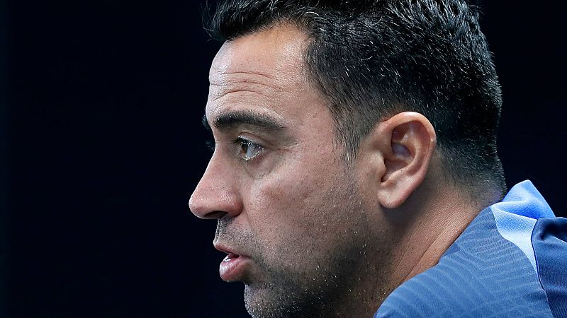 Xavi, sobre el frustrado regreso al Barça de su amigo Leo Messi: "Cambió los últimos días y no lo veía tan claro" -- Ver ahora