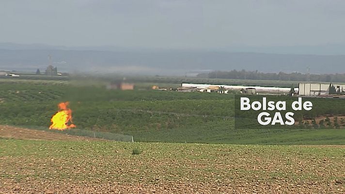 Noticias Andalucía - Columna de fuego en Fuente Carreteros