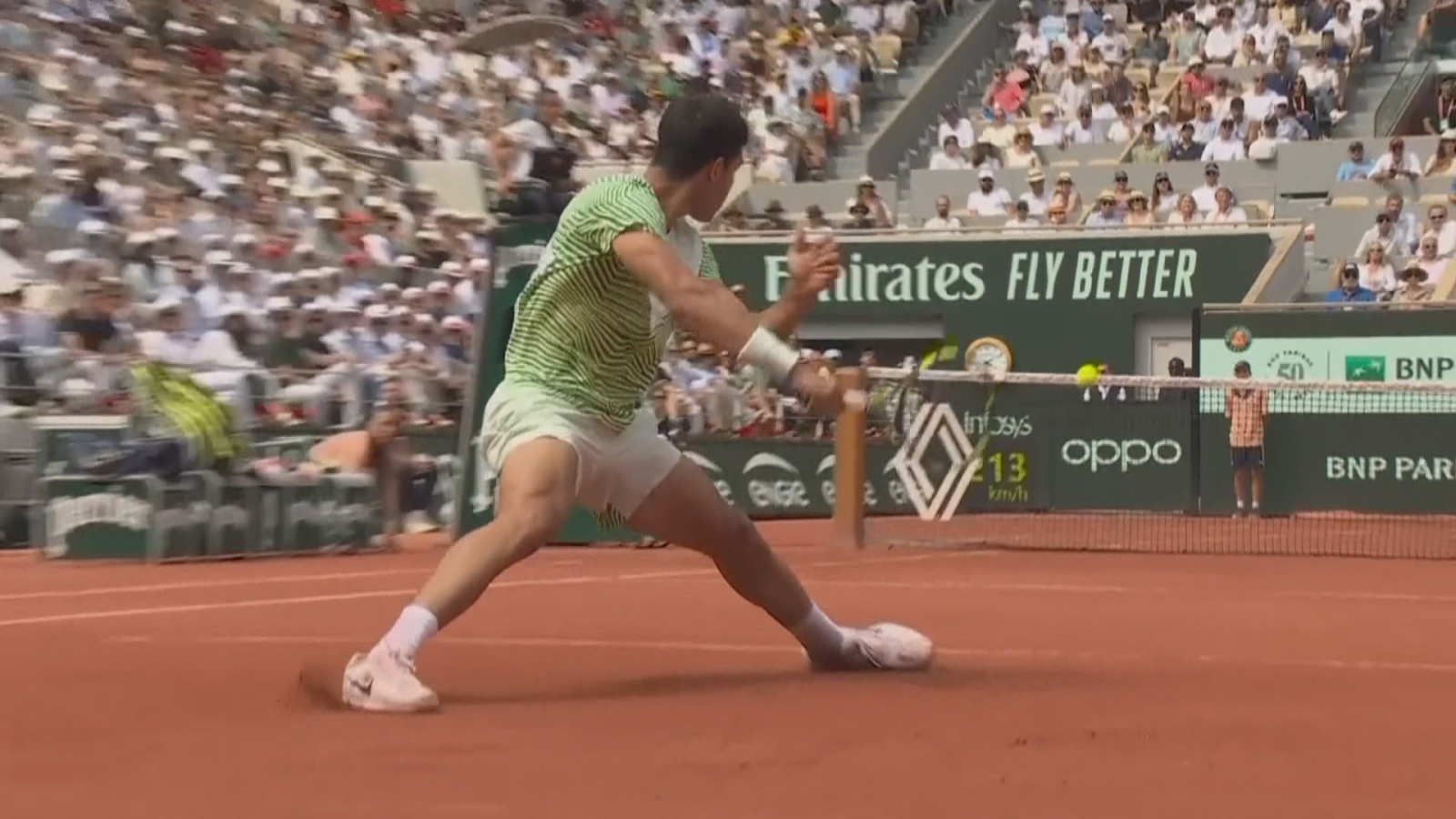 El puntazo de Roland Garros: No te pierdas el golpe de Alcaraz antes de perder con Djokovic -- Ver ahora