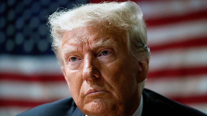 Telediario 2 - Trump es imputado por 37 delitos criminales tras poner en riesgo secretos nacionales