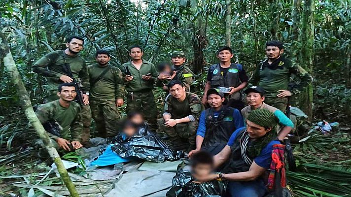 Hallan con vida a los cuatro niños perdidos en la selva hace 40 días tras un accidente aéreo en Colombia 