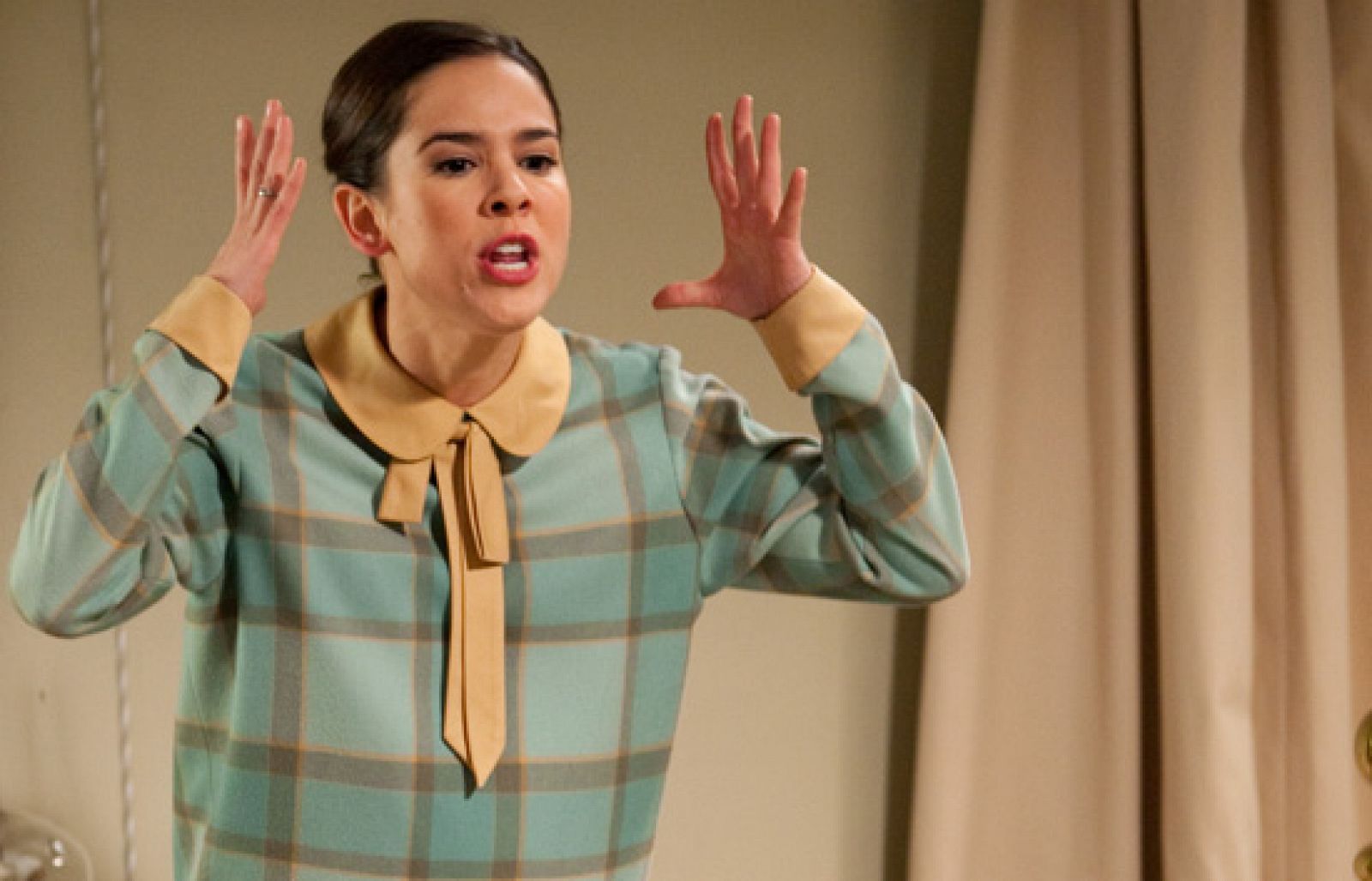 Amar - La soberbia de Teresa - Amar en tiempos revueltos | Ver