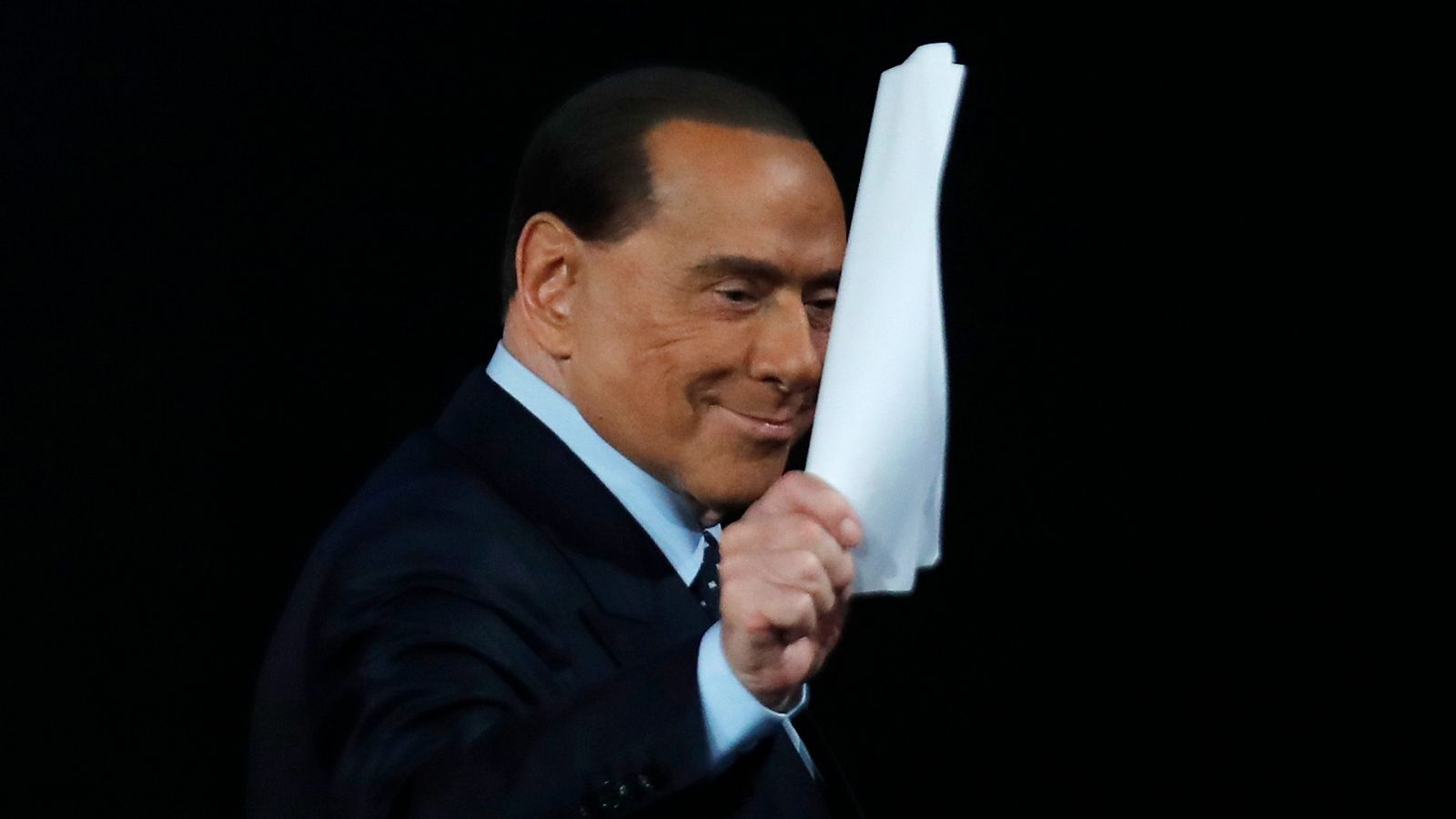 Informativo 24h: Muere Silvio Berlusconi, el líder que marcó una época en Italia | RTVE Play