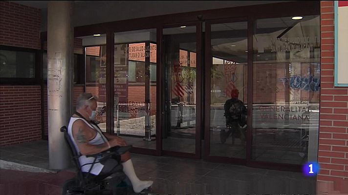 L'informatiu - Comunitat Valenciana - La afluencia de veraneantes obliga a reforzar los centros de salud