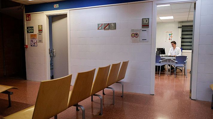 L'informatiu - Comunitat Valenciana - La afluencia de veraneantes obliga a reforzar los centros de salud