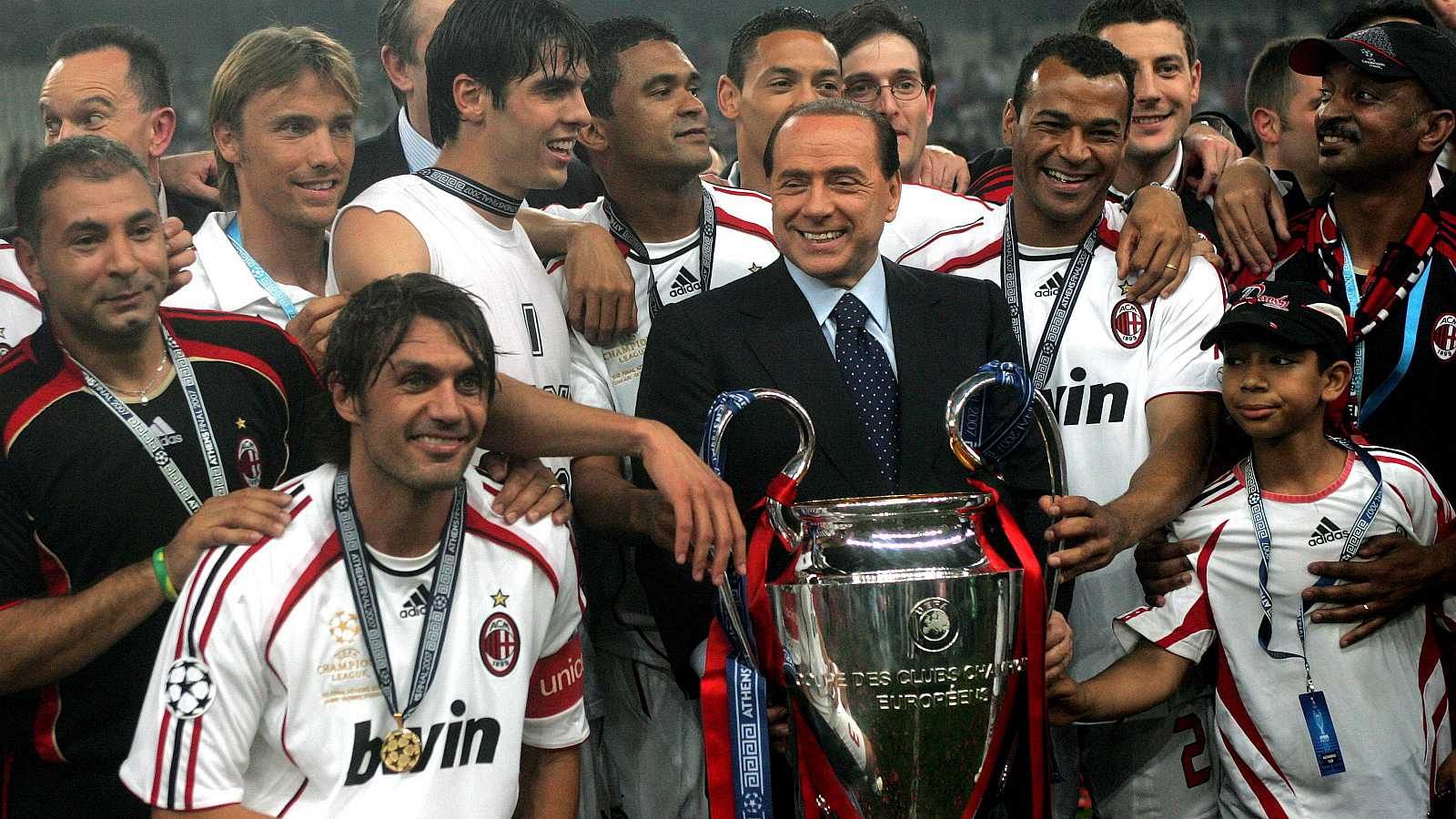 Adiós a Berlusconi, expresidente del exitoso AC Milan