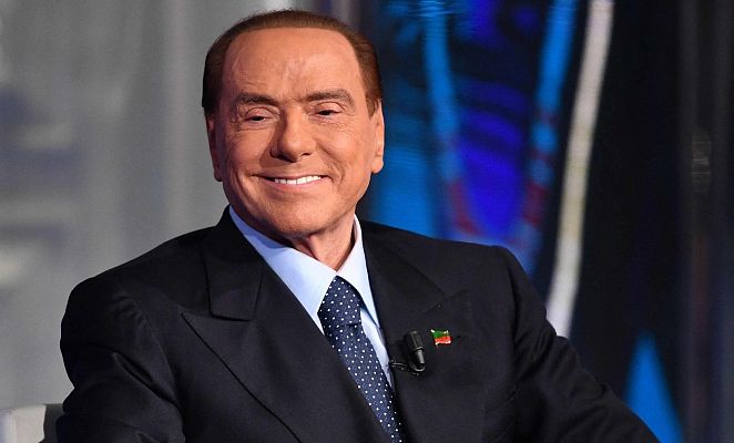 Telediario 2 - Muere Silvio Berlusconi, una figura clave rodeada de polémica