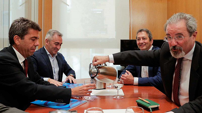 PP y Vox llegan a un acuerdo de gobierno de coalicin en la Comunidad Valenciana