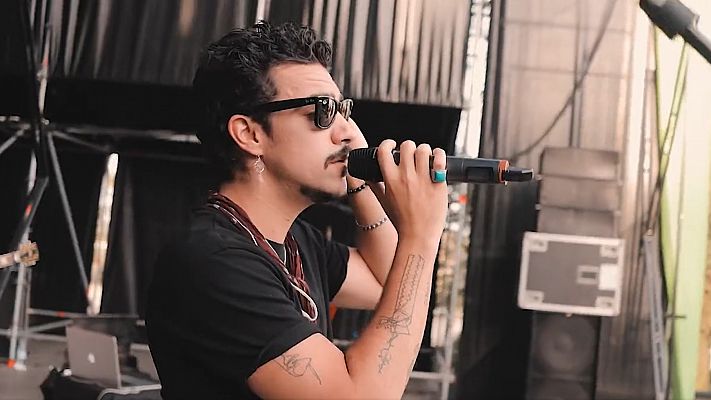 Telediario 1 - Gonzalo Hermida, autor de la BSO de La Promesa de TVE, presenta 'Ciudad Intermitente', su segundo disco