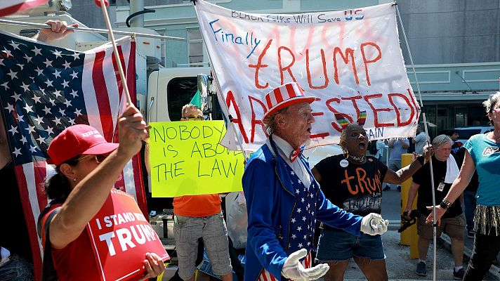 Telediario 2 - Trump, ante el juez por su imputación en el caso de los documentos clasificados