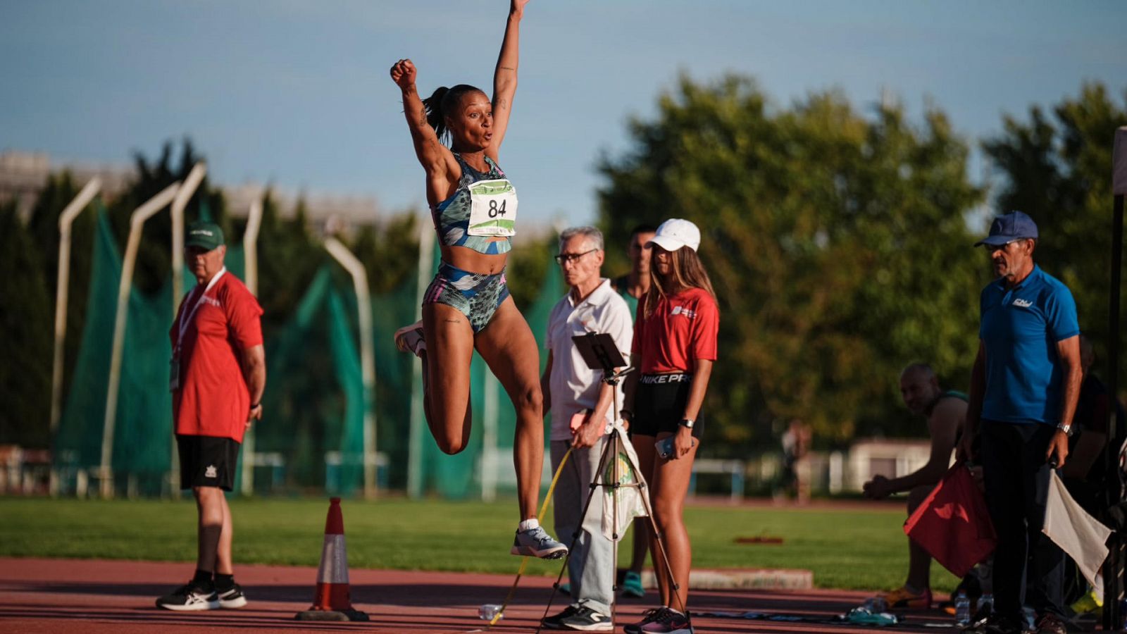 Ana Peleteiro vuelve a competir seis meses después de ser madre - ver ahora