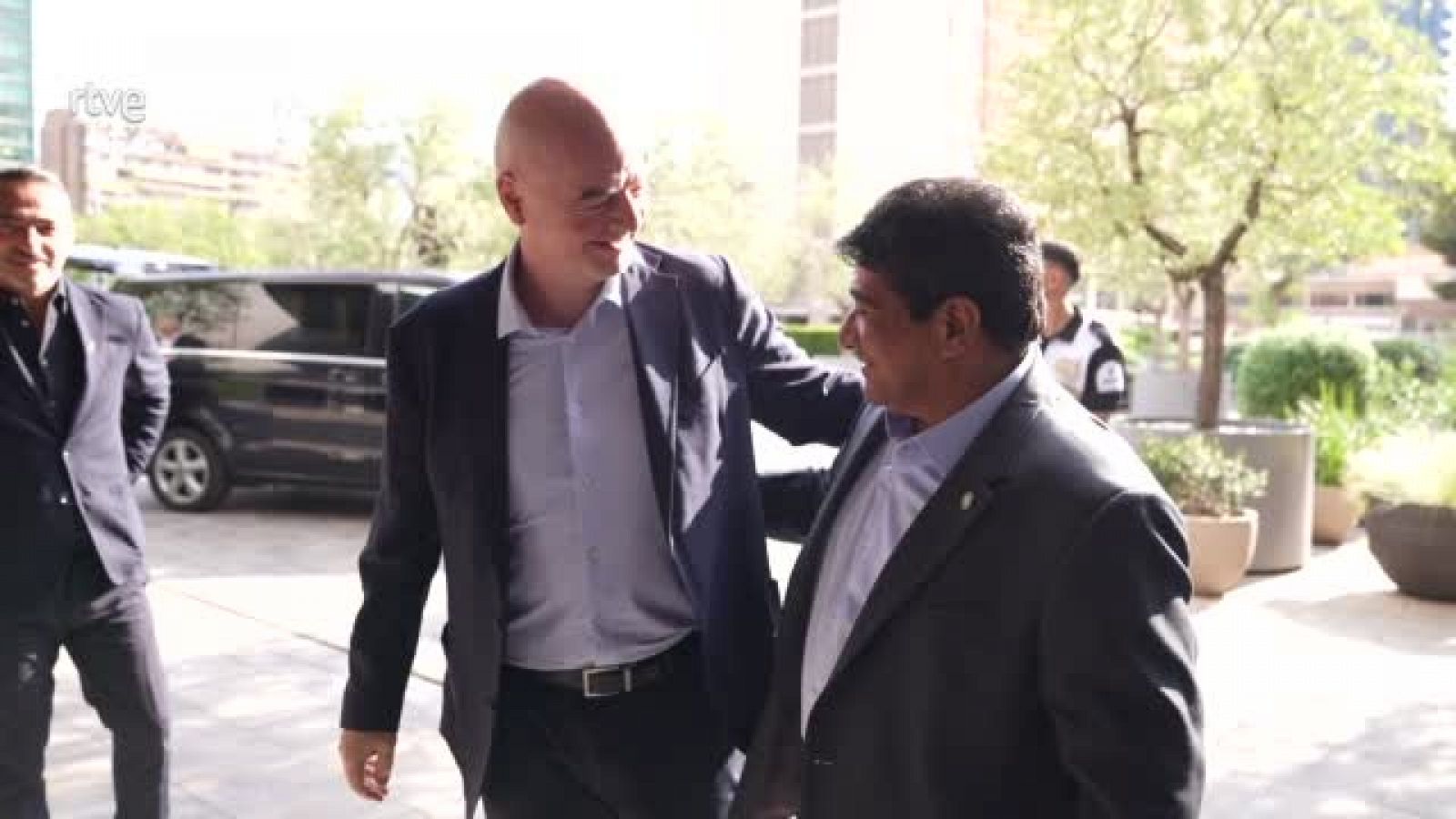 Infantino: "El racismo en el fútbol se tiene que acabar"