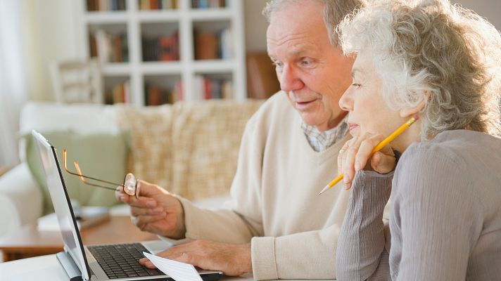 Telediario 1 - Uno de cada seis mayores sufre algún tipo de discriminación