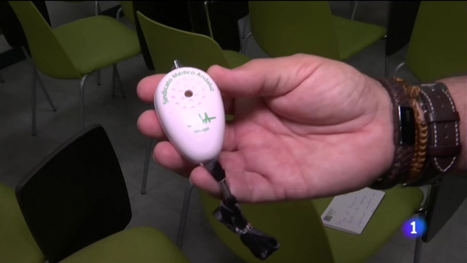 Un botón del pánico para los médicos - Ver ahora