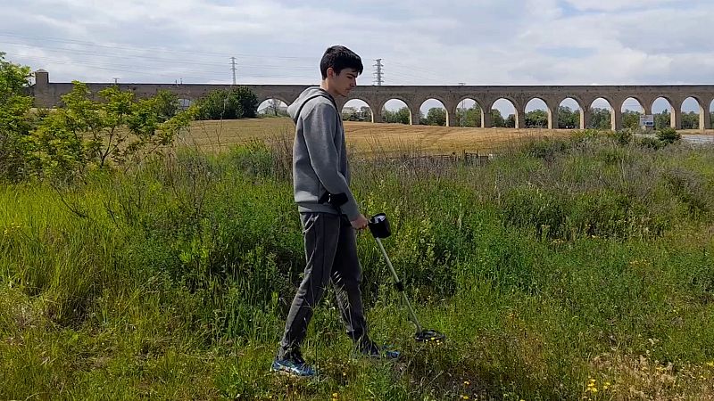 XIV Concurso de Cortos RNE - El detector de ex�menes - Ver ahora