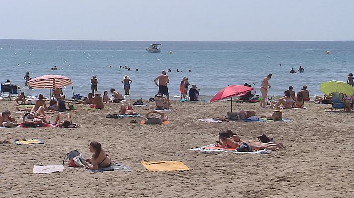 L'informatiu - Comunitat Valenciana - AEMET prevé un verano ligeramente menos cálido que el año pasado y un poco más húmedo