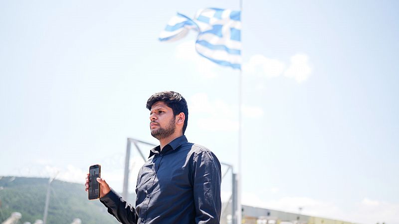 Las familias de los desaparecidos tras el naufragio en Grecia no pierden la esperanza