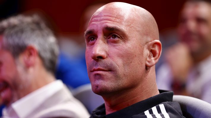  - Rubiales, en Teledeporte: "Es completamente falso que yo haya puesto en duda a Luis de la Fuente"