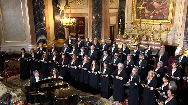 Los conciertos de La 2 - Concierto especial Coro RTVE con Marc Korovitch