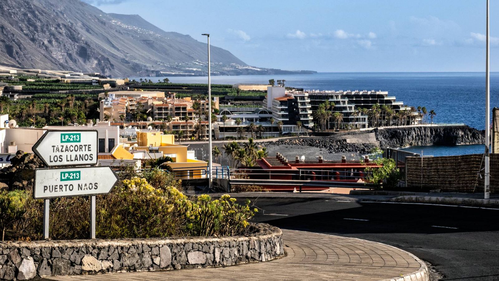 Los gases del volcán de La Palma impiden la normalidad