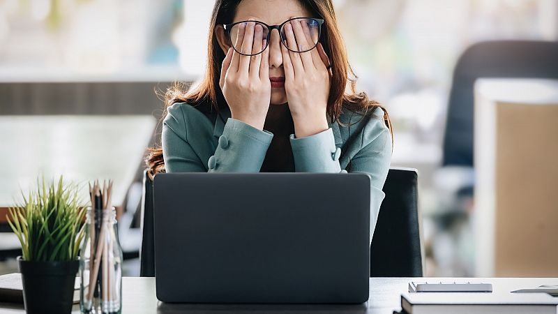 'Síndorme de burnout': "Corresponde a una incapacidad por expresar sus necesidades en el trabajo"