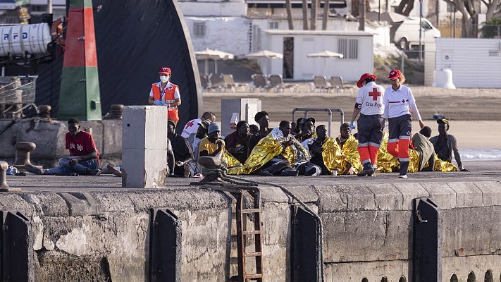 Telediario 1 - El Defensor del Pueblo investiga el naufragio de una patera que se dirigía a Canarias
