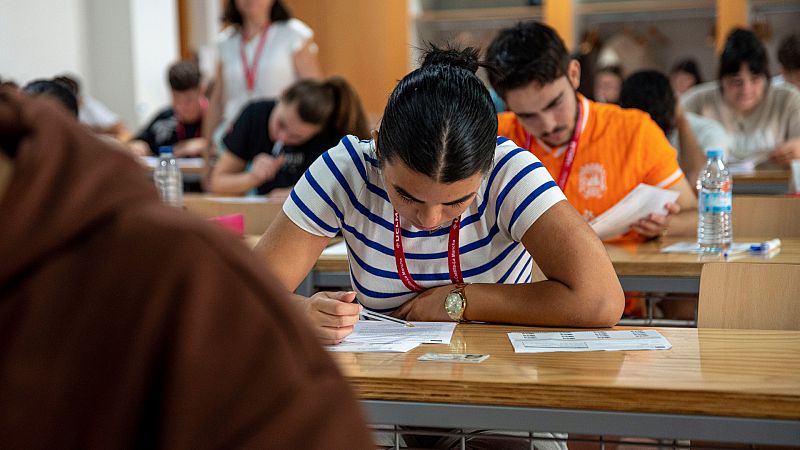 Casi 40 alumnos repiten la EBAU en Córdoba tras perderse sus exámenes