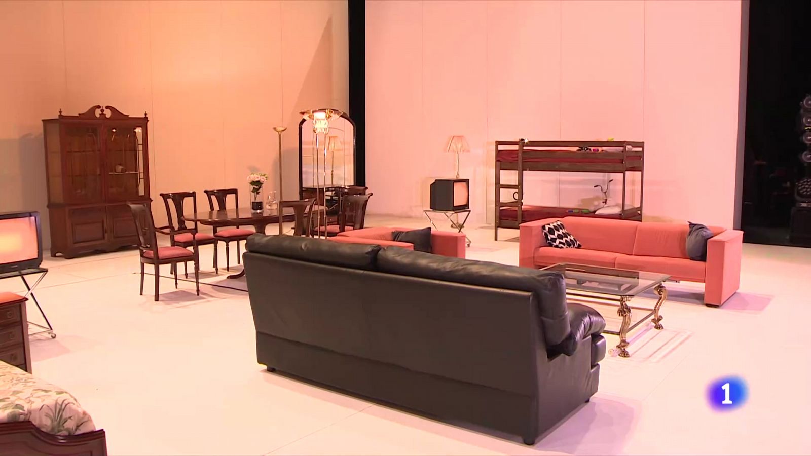 El teatro intenta ser más verde y ecosostenible | Ver