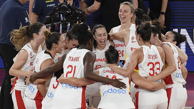 España luchará por las medallas en el Eurobasket femenino - Ver vídeo